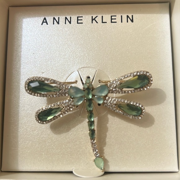 Butterfly Brooch - Picture 1 of 2